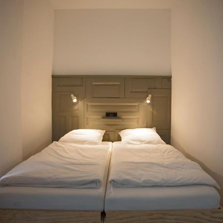 Aparthotel Schillinger-Berlin Am Tempelhofer Feld Pokój zdjęcie