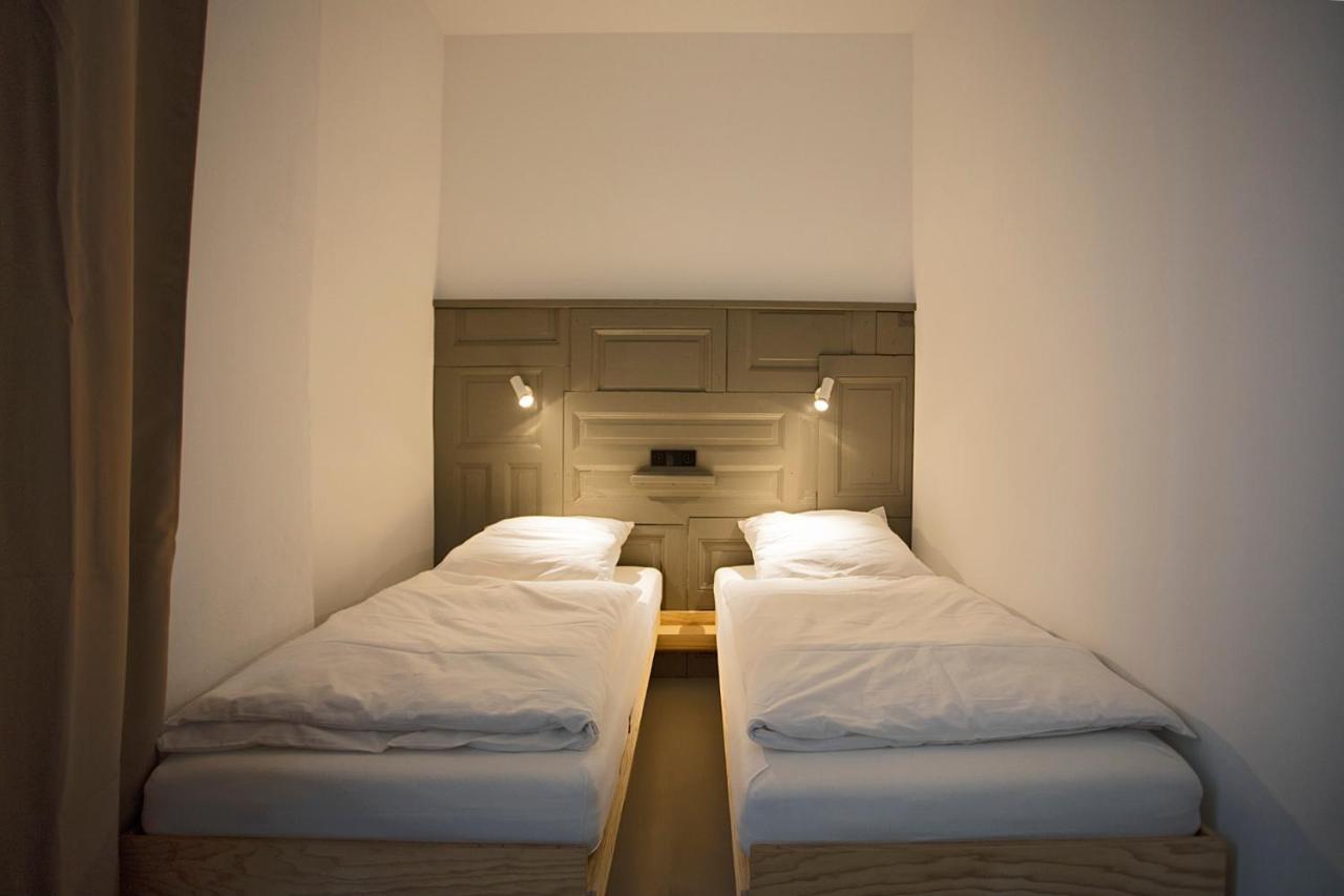 Aparthotel Schillinger-Berlin Am Tempelhofer Feld Pokój zdjęcie