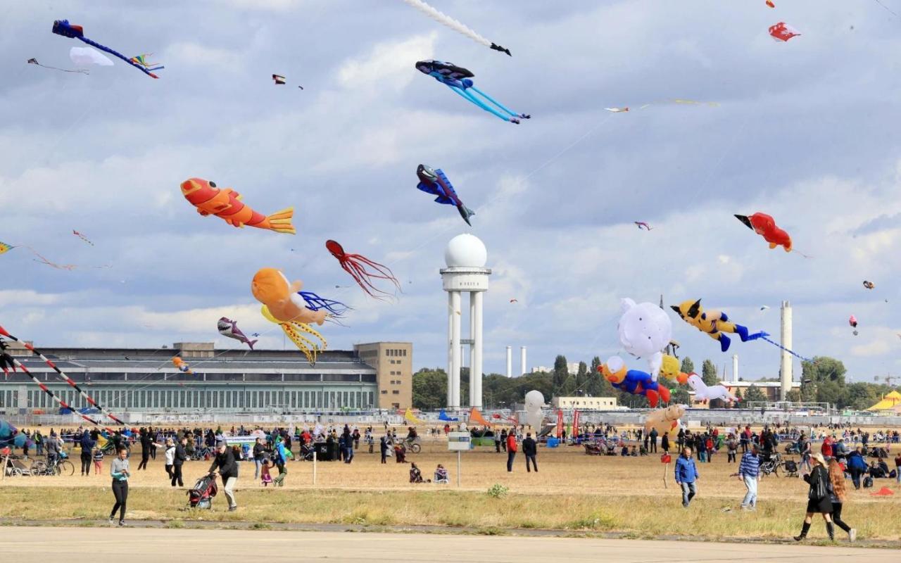Aparthotel Schillinger-Berlin Am Tempelhofer Feld Zewnętrze zdjęcie